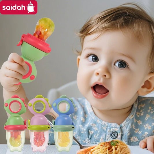 🦕 Rotating Silicone Baby Fruit Feeder
